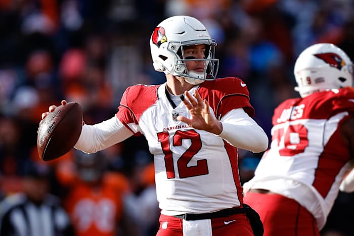 Colt McCoy brings the ball back to throw