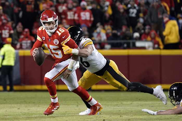 Steelers pass rusher Alex Highsmith signed a massive extension this offseason and is a pass rusher on the rise.