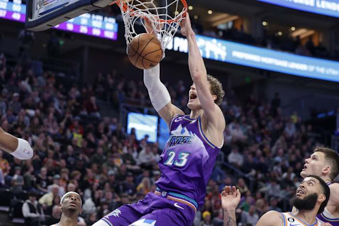 Utah Jazz forward Lauri Markkanen dunks the ball into the basket