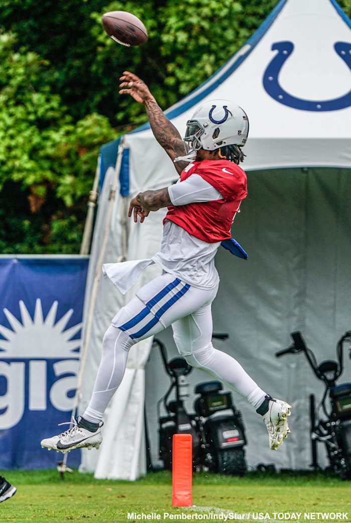 Anthony Richardson Air Walk