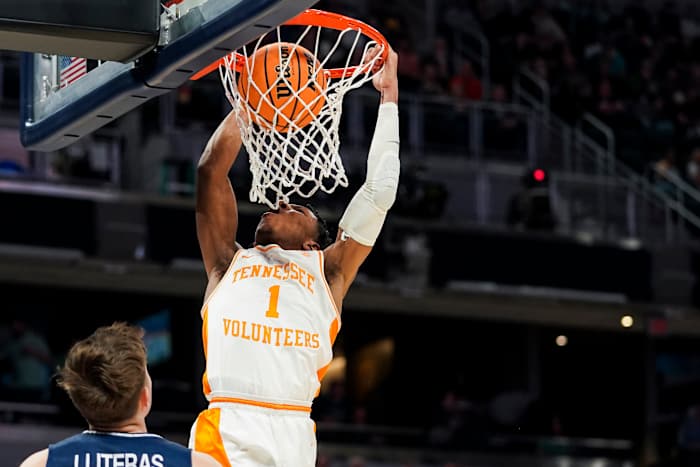 Tennessee Volunteers guard Kennedy Chandler (1) reacts as he dunks in the 2022 NCAA Tournament.