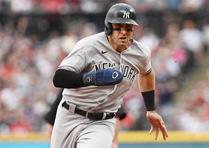 New York Yankees OF Joey Gallo running bases