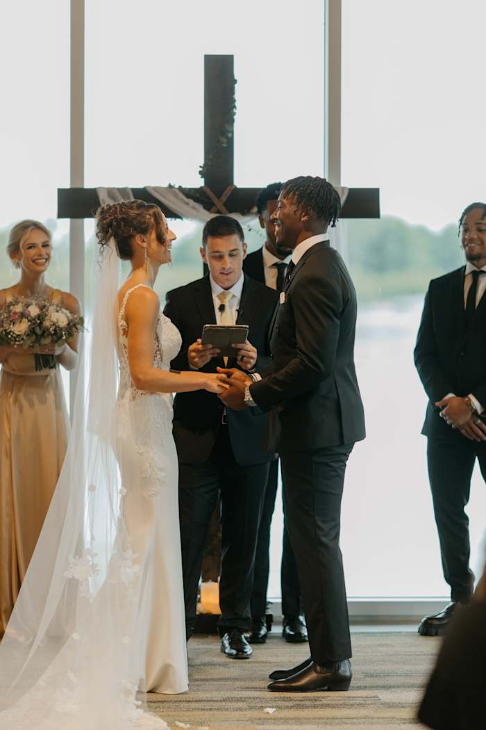 TAYLOR WEDDING - DBP-391