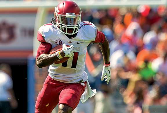 FB_Arkansas_CobiHamilton