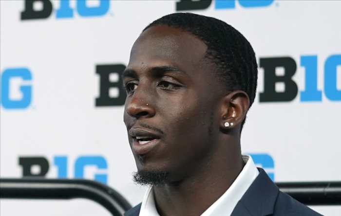 Illinois Fighting Illini defensive back Jartavius Martin