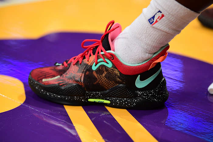 Minnesota Timberwolves guard Patrick Beverley wears the Nike PG 'Drew League'.