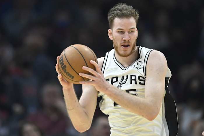 Jakob Poeltl, San Antonio Spurs