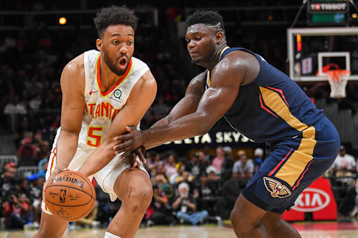 Former Atlanta Hawks power forward Jabari Parker recently held a free basketball camp for high school players. A hilarious video of Parker dominating the kids went viral.
