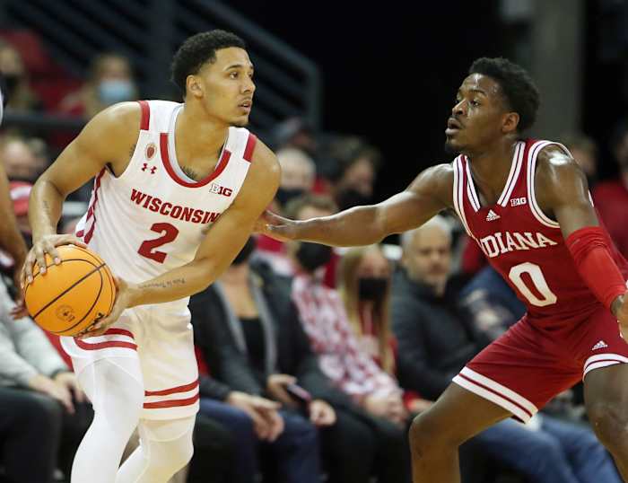 Wisconsin guard Jordan Davis playing as a sophomore for the Badgers (Credit: Mary Langenfeld-USA TODAY Sports)