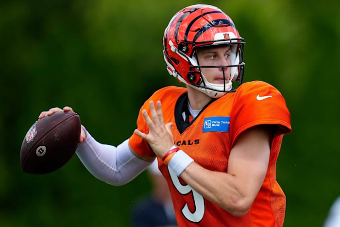 Cincinnati Bengals quarterback Joe Burrow (9) throws a pass during a training camp practice at the Paycor Stadium practice fields in downtown Cincinnati on Wednesday, Aug. 17, 2022. Cincinnati Bengals Training Camp