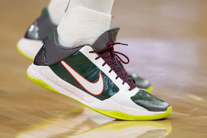 Milwaukee Bucks forward Khris Middleton wears the Nike Kobe 5 Protro sneakers against the Golden State Warriors on March 12, 2022.