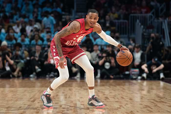 Dejounte Murray dribbles during the 2022 NBA All-Star Game.