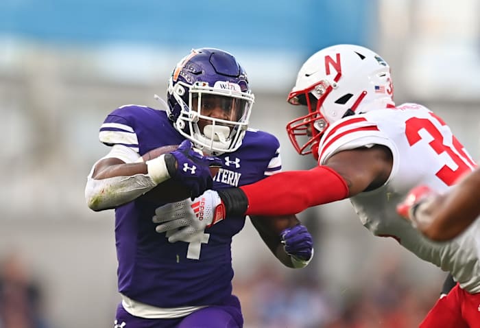 Ochaun Mathis and Cam Porter 2022 Nebraska vs. Northwestern football USATSI_18938000