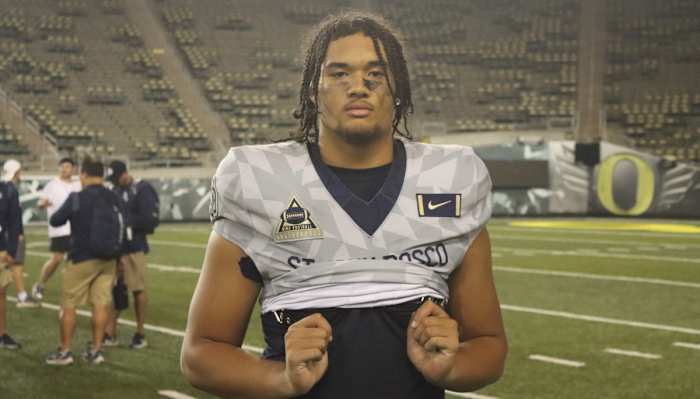 Matayo Uiagalelei at Autzen Stadium following a 49-0 win over Central Catholic in September.