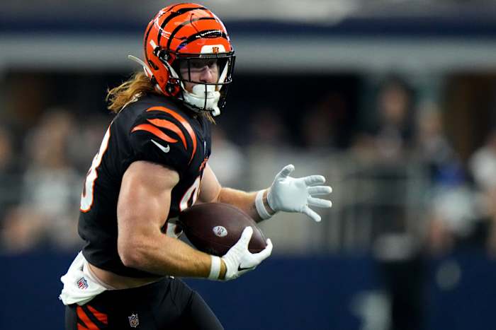 Cincinnati Bengals tight end Hayden Hurst (88) turns downfield after completing a catch in the first quarter of an NFL Week 2 game against the Dallas Cowboys, Sunday, Sept. 18, 2022, at AT&T Stadium in Arlington, Texas. Nfl Cincinnati Bengals At Dallas Cowboys Sept 18 2176