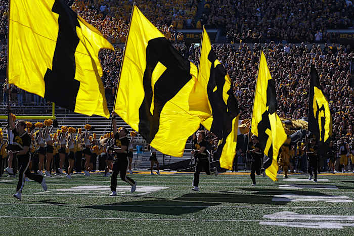 Iowa Cheerleaders