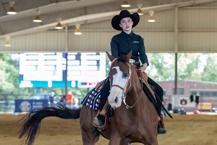 Taylor Banks of Auburn Equestrian