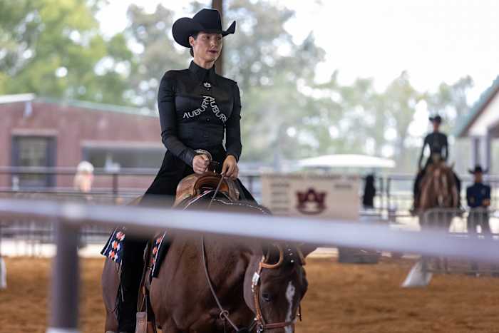 Alexia Tordoff of Auburn Equestrian