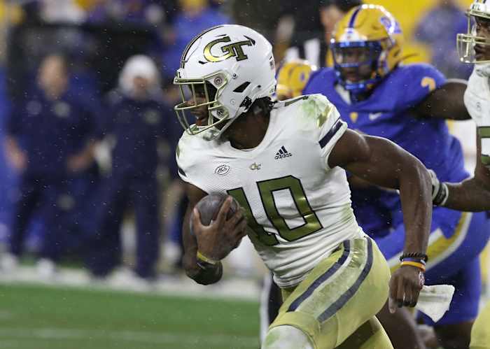 Georgia Tech quarterback Jeff Sims vs Pittsburgh