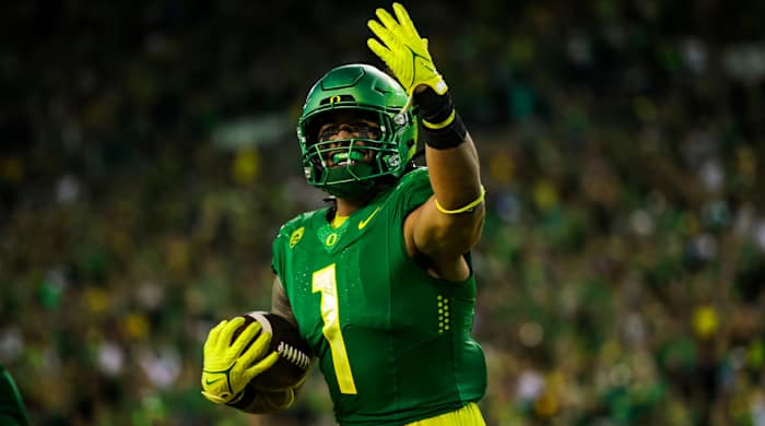 Oregon Ducks linebacker Noah Sewell celebrates a fumble recovery against the Stanford Cardinal at Autzen Stadium.