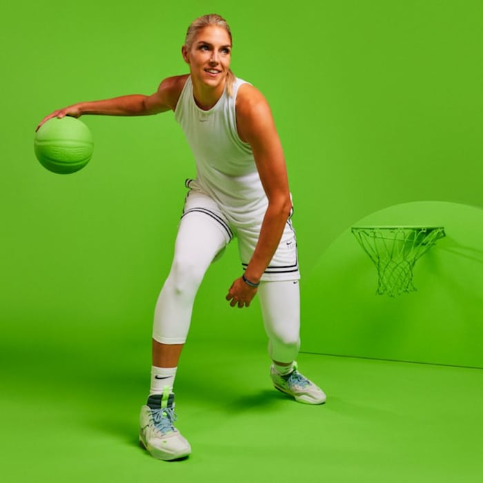 Elena Delle Donne wearing Nike shoes.