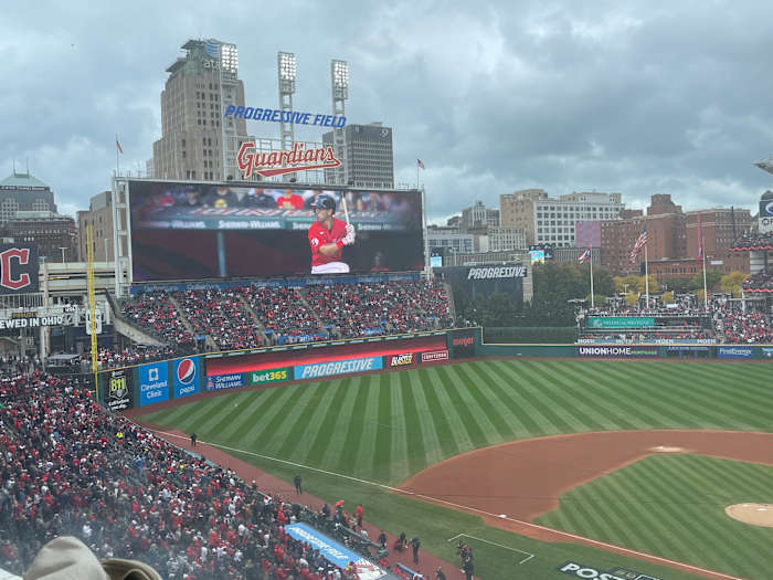 68AC4737-02F3-45F7-BEAF-3573DDD8D282