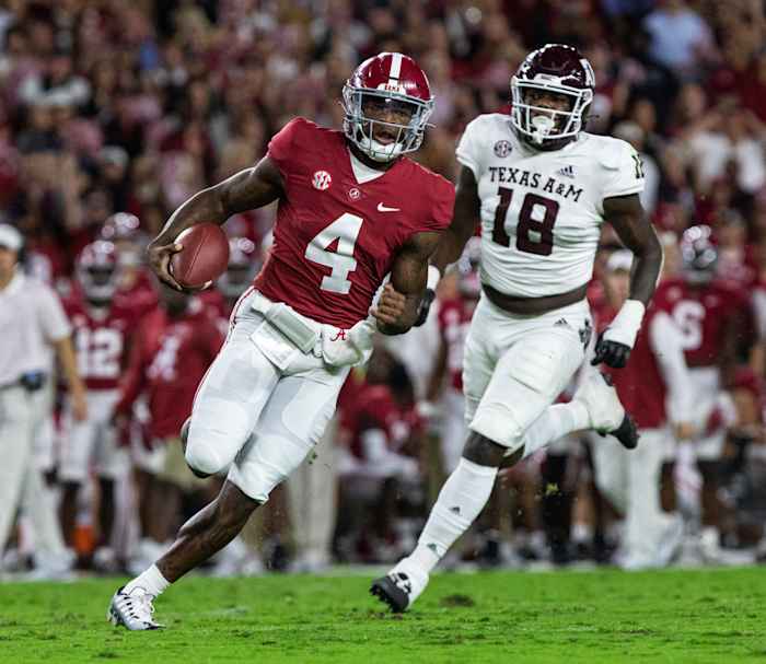 Jalen Milroe rushes against Texas A&M