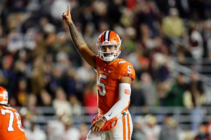 Clemson QB DJ Uiagalelei points a finger in the air