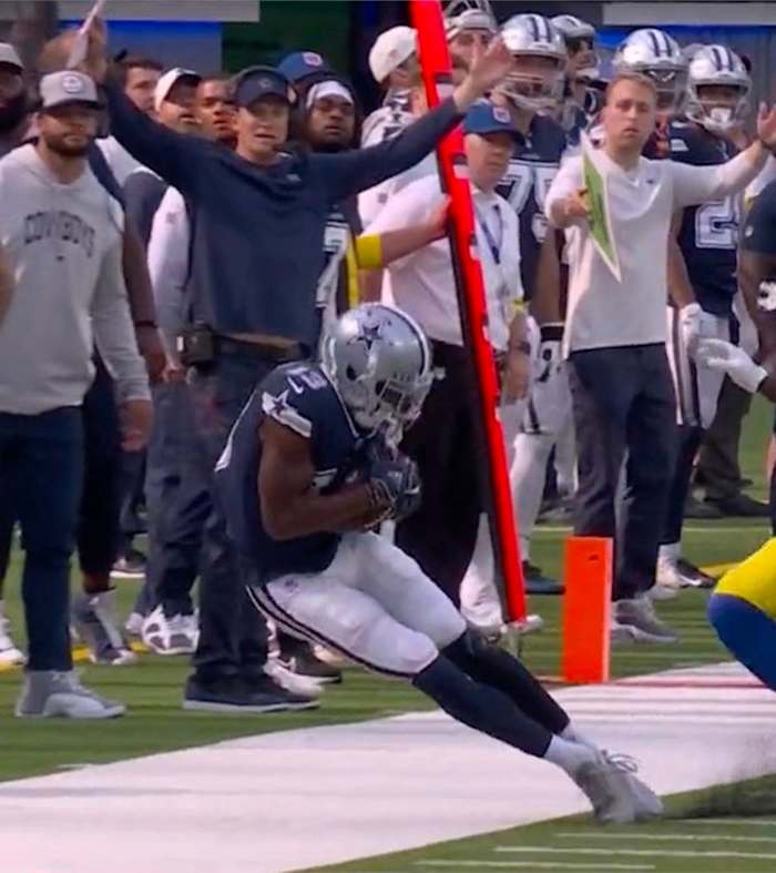 Cowboys - Gallup Sideline Rams