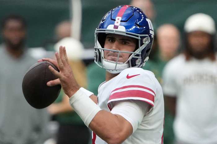Oct 9, 2022; London, United Kingdom; New York Giants quarterback Daniel Jones (8) throws the ball in the second quarter against the Green Bay Packers during an NFL International Series game at Tottenham Hotspur Stadium.
