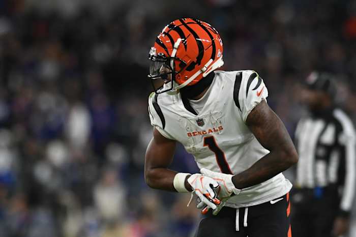Oct 9, 2022; Baltimore, Maryland, USA; Cincinnati Bengals wide receiver Ja'Marr Chase (1) adjust his gloves before the play during the game against the Baltimore Ravens at M&T Bank Stadium. Mandatory Credit: Tommy Gilligan-USA TODAY Sports