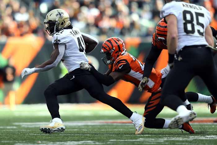 Nov 11, 2018; New Orleans Saints running back Alvin Kamara (41) breaks a tackle against the Cincinnati Bengals. Mandatory Credit: Aaron Doster-USA TODAY Sports