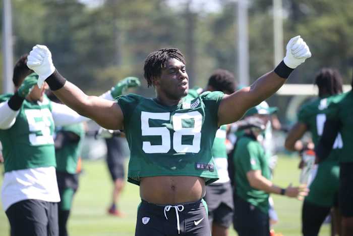 The Jets' Carl Lawson ranks second in the NFL in quarterback hits. (Photo by USA Today Sports Images)