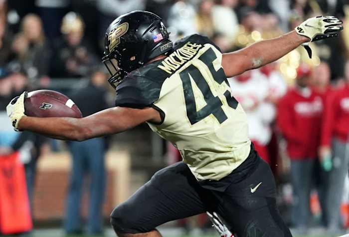 Devin Mockobee touchdown 2022 Nebraska vs Purdue football USATSI_19242312 cropped