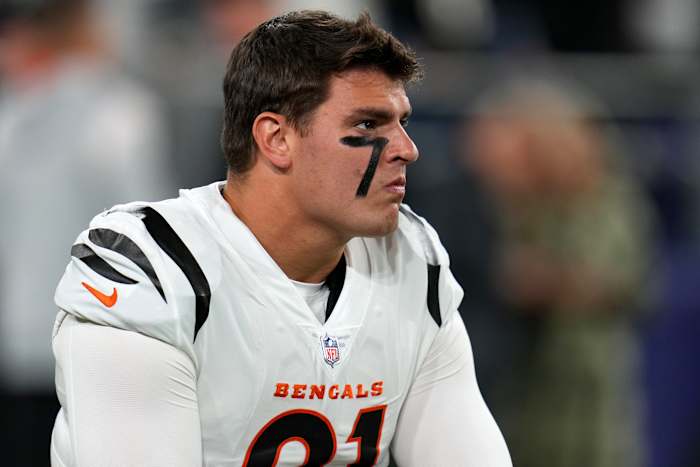 Cincinnati Bengals defensive end Trey Hendrickson (91) warms up before an NFL Week 5 game against the Baltimore Ravens, Sunday, Oct. 9, 2022, at M&T Bank Stadium in Baltimore. Nfl Cincinnati Bengals At Baltimore Ravens Oct 9 0092