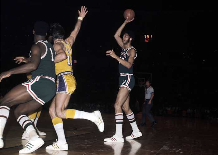 Milwaukee Bucks center Lew Alcindor (33) also known as Kareem Abdul-Jabbar in action