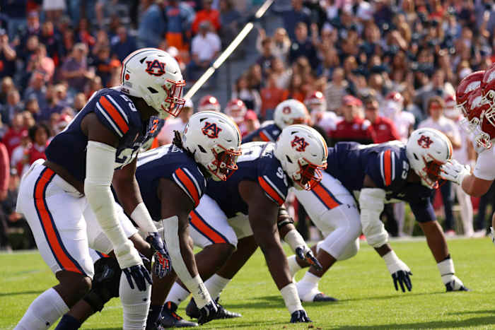 Auburn defensive front lines up vs Arkansas