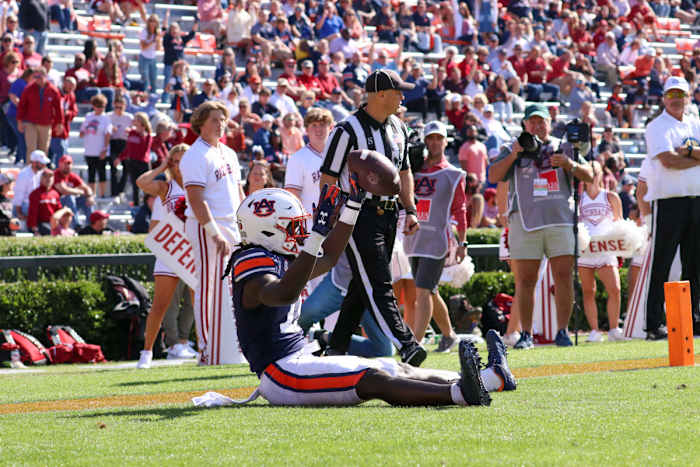 Camden Brown scores a touchdown.