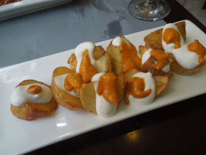 7 Patatas Bravas