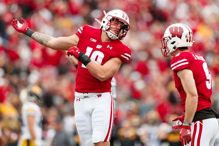 Wisconsin outside linebacker Nick Herbig celebrates a sack against Iowa in 2021.