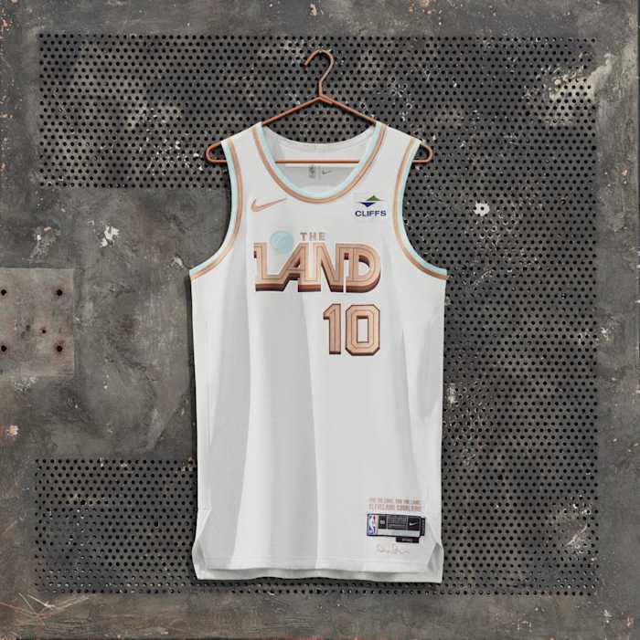 ho22-nbacityedition-na-offbody-cleveland-hero-0001-05-sp-03