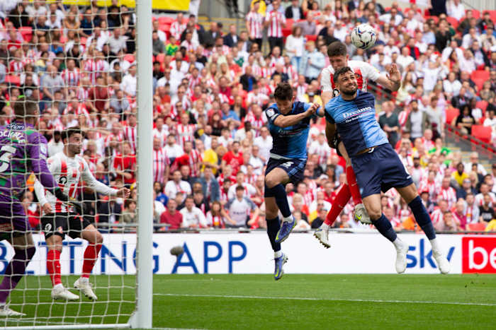 Stewart's header goes inches wide against Wycombe.