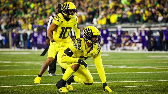 Oregon Ducks defensive lineman Brandon Dorlus vs. Washignton.