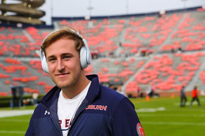 NCAA Football- Western Kentucky at Auburn 2022_11-19-2022_22918