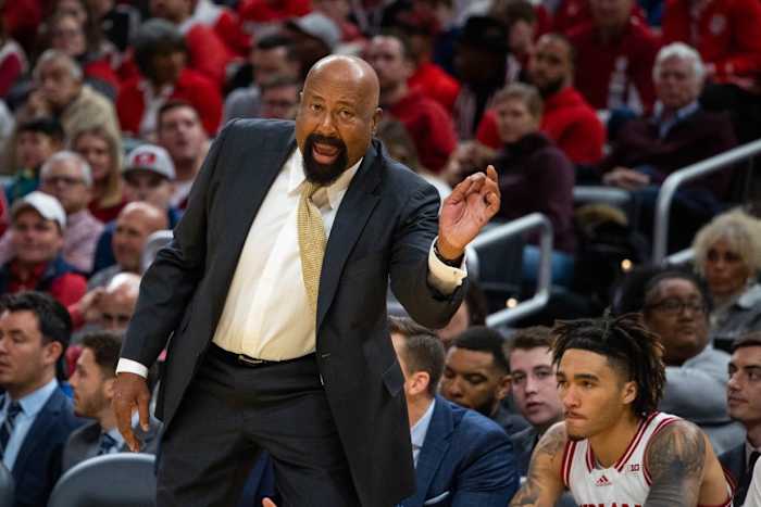 Indiana Mike Woodson in the second half against the Miami at Gainbridge Fieldhouse. (Trevor Ruszkowski-USA TODAY Sports)