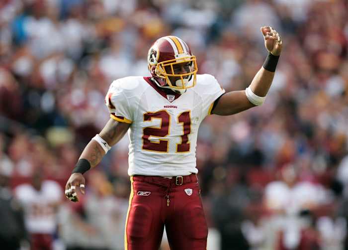 The Washington Commanders will honor the life of safety Sean Taylor (21) as part of their Week 12 contest against the Atlanta Falcons.