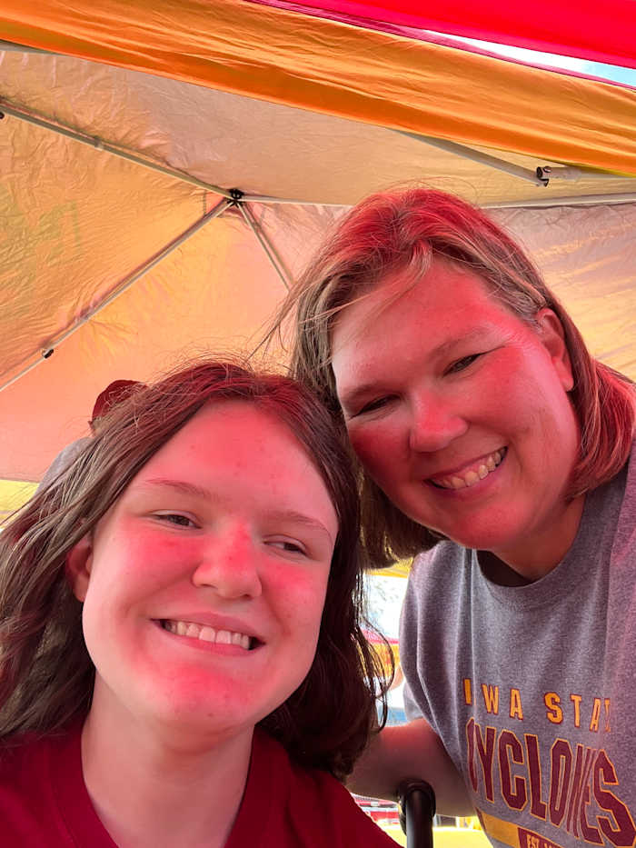 5BFC28B7-822F-42CD-B873-53A896590587