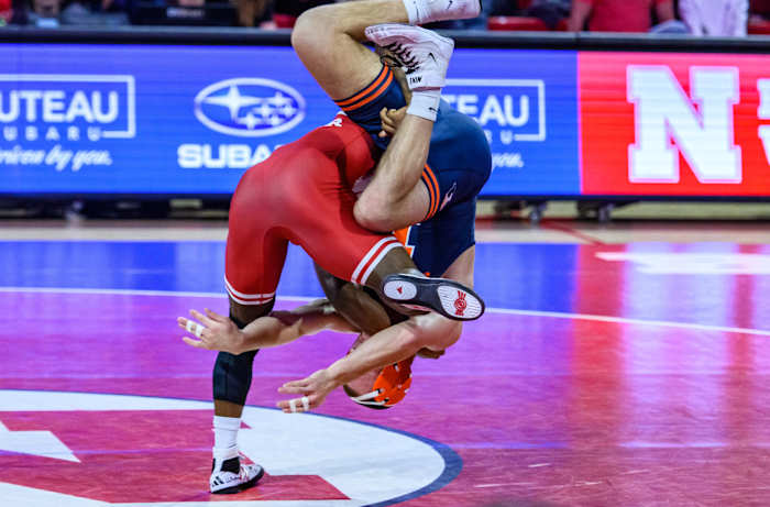 08_Antrell Taylor_WRESvsIllinois0204