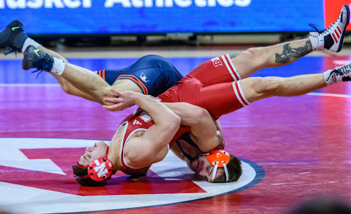 10_Lenny Pinto_WRESvsIllinois0204