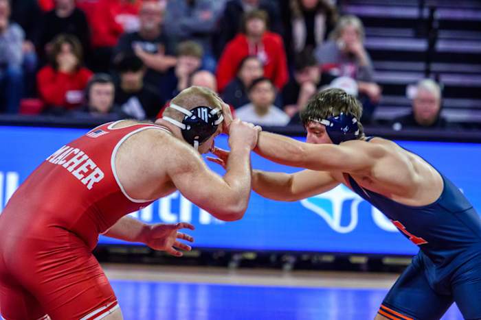 15_Nash Hutmacher_WRESvsIllinois0204